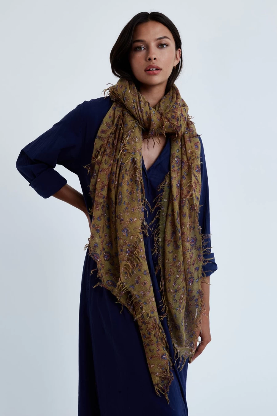 Chan Luu Women's Paisley Cashmere Silk Scarf – Luxury Soft Wrap Shawl