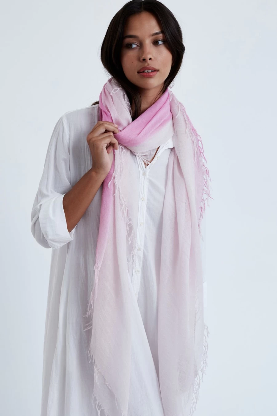 "Chan Luu Women's Rose Pink Dip-Dyed Cashmere Silk Scarf – Luxurious Blend for Elegant Style"