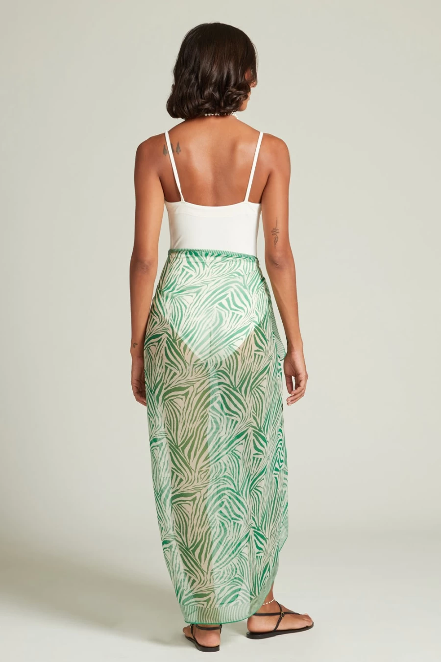 "Chan Luu Women's Zebra Print Sarong in Verdant Green – Stylish Beach Wrap & Cover-Up"